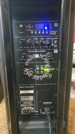 portable-speaker-big-2
