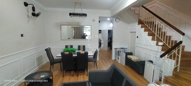 floor-spc-laminated-vinyl-wainscoting-2023-big-0