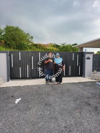 main-gate-grill-aluminium-composite-awning-big-0